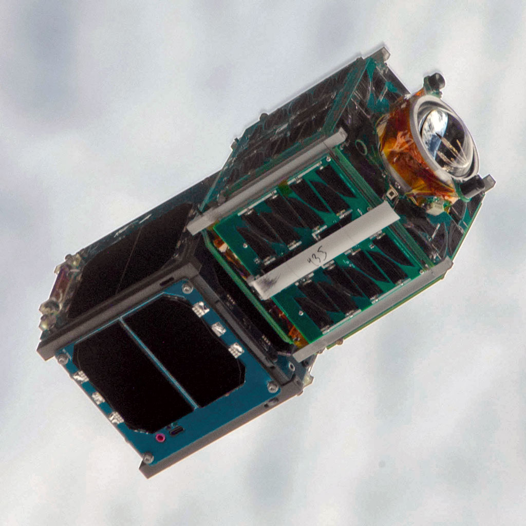 LightCube satellite